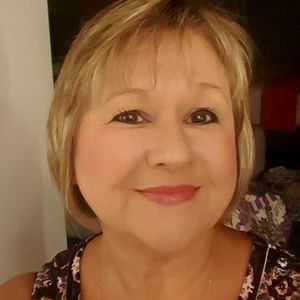 Meet your Posher, Felicia